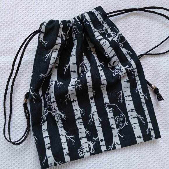 Glow in the Dark Forest Tarot Gemstone Rune Pouch Bag - Picture 2 of 10